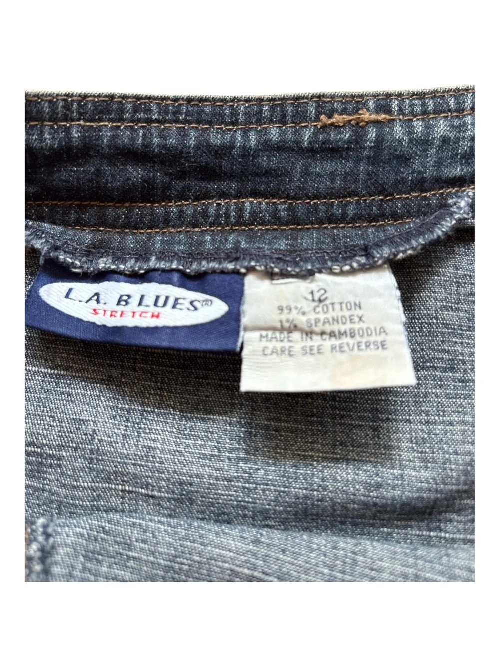 LA BLUES STONE WASHED S-T-R-E-T-C-H  DENIM SKIRT SIDE BUTTON A MUST HAVE CASUAL